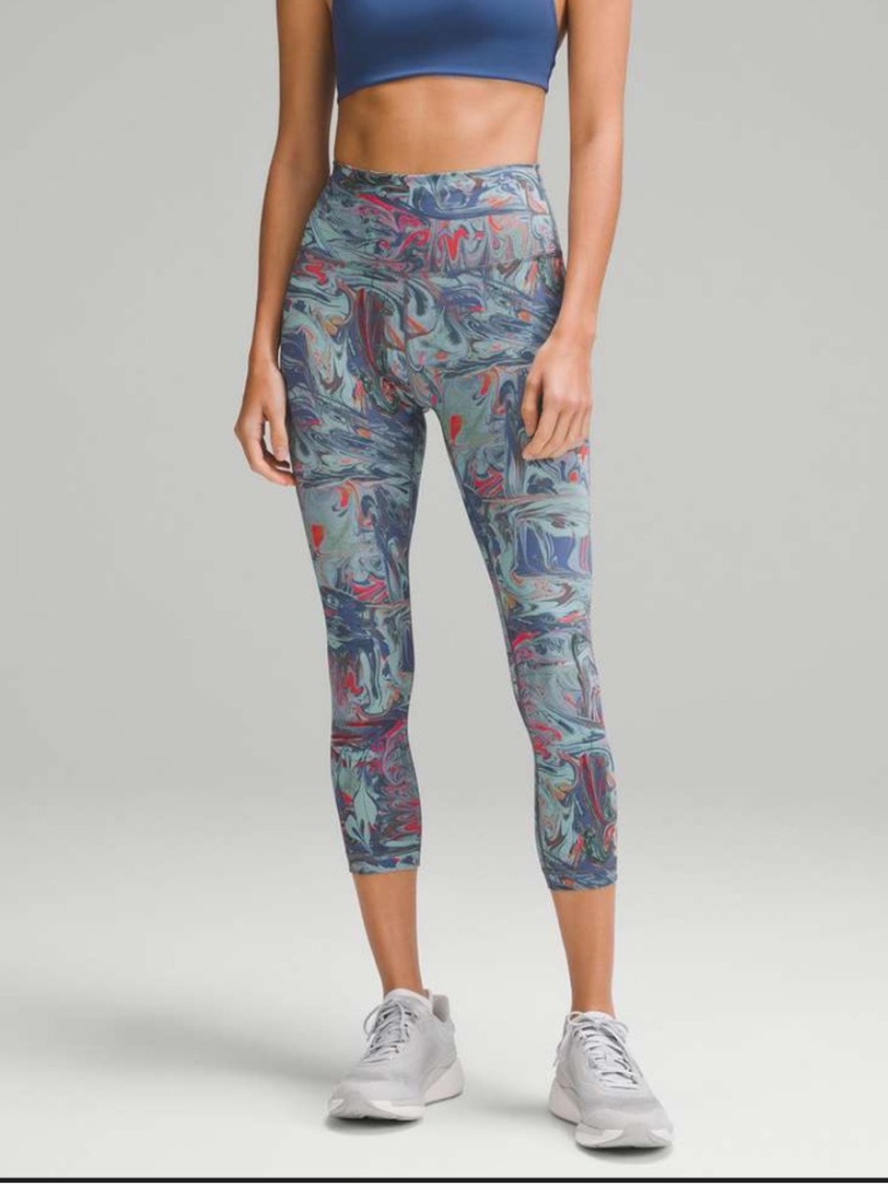 LULULEMON Wonder Train High-Rise Crop 23” size 8